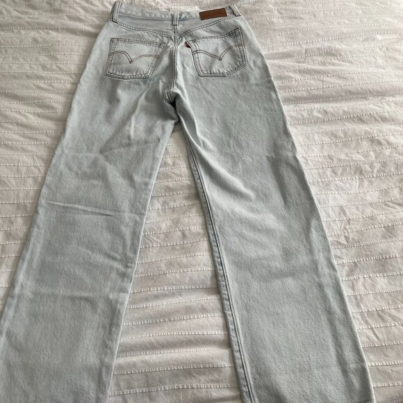 Levi's Ribcage Straight Jeans 26W - Picture 2 of 8